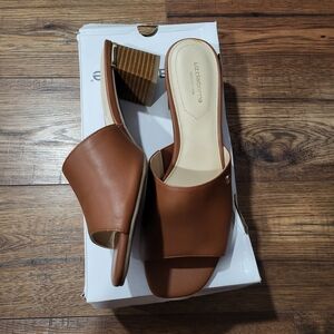 Liz Claiborne Brown Slide Sandals - Women's Open Toe Block Heel